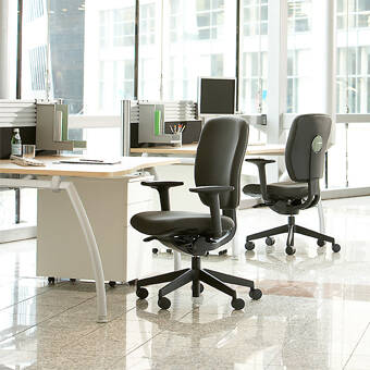 dash desk chair